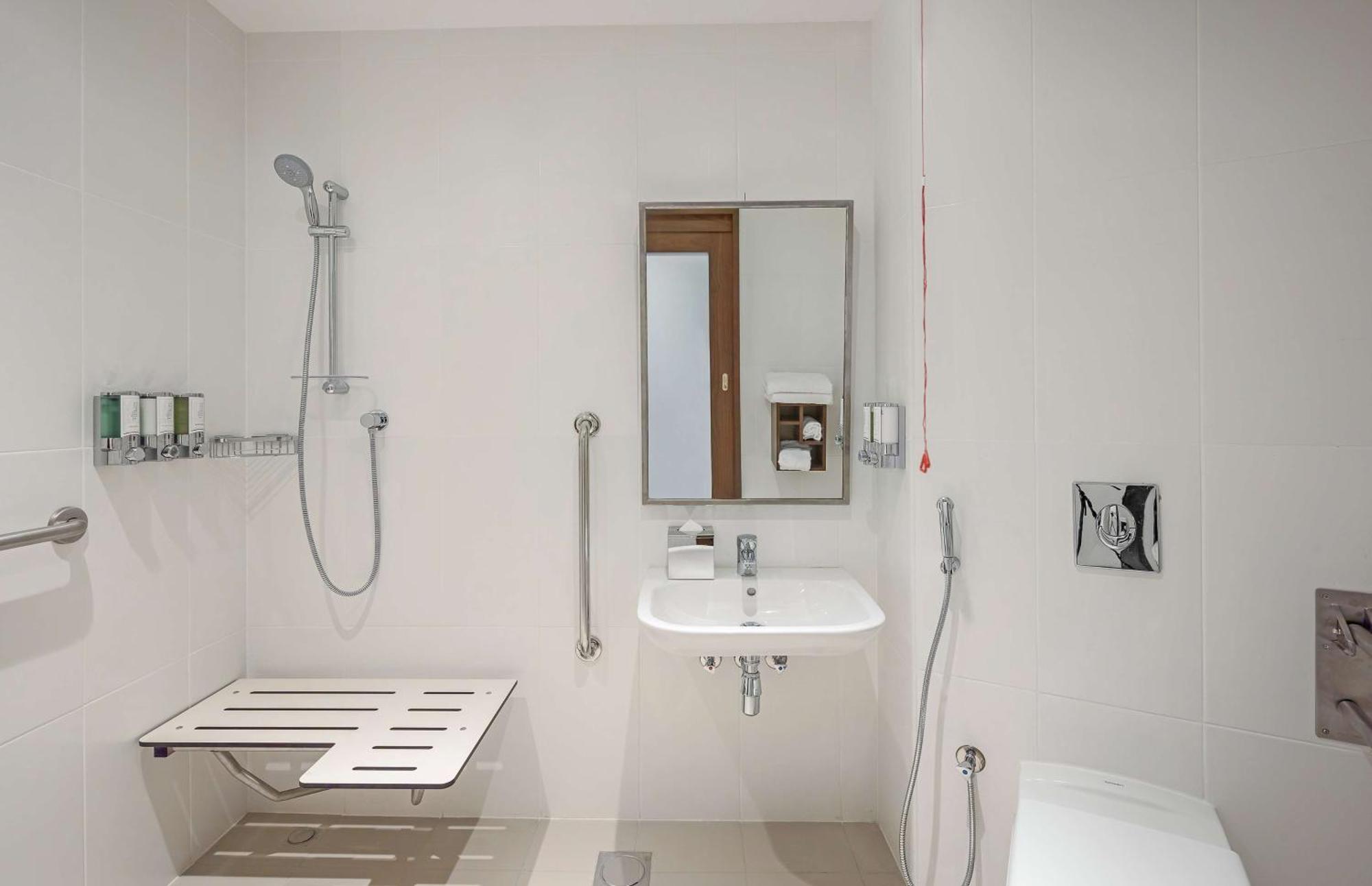 Hampton By Hilton Dubai Al Barsha Hotel Eksteriør billede